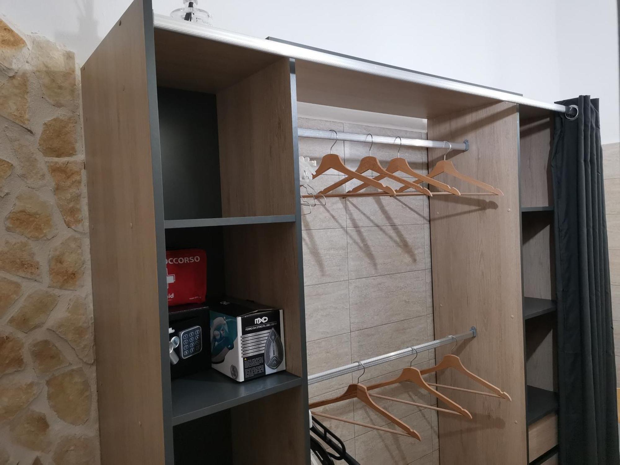 Salo Apartments Манфредония Екстериор снимка