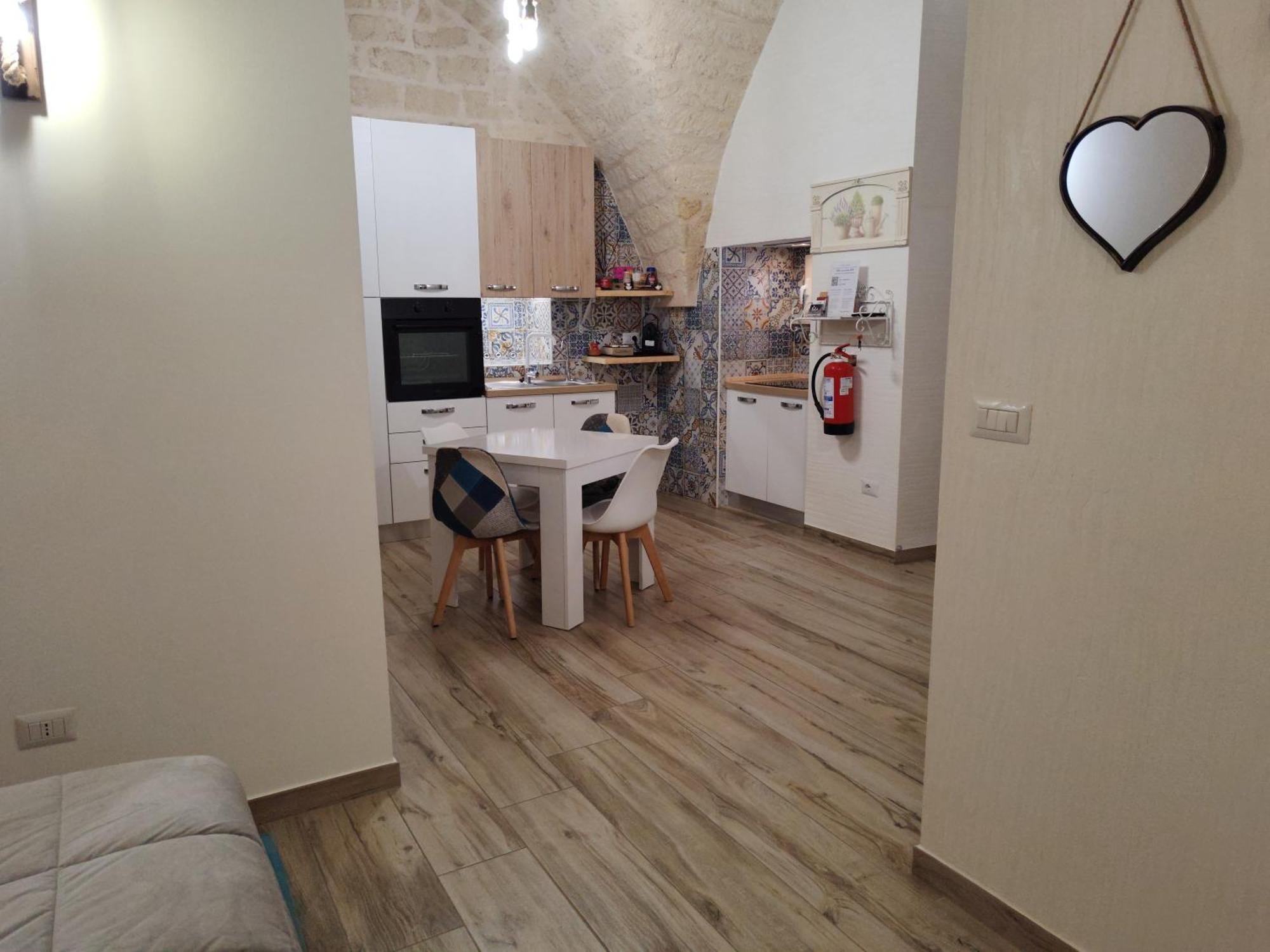Salo Apartments Манфредония Екстериор снимка