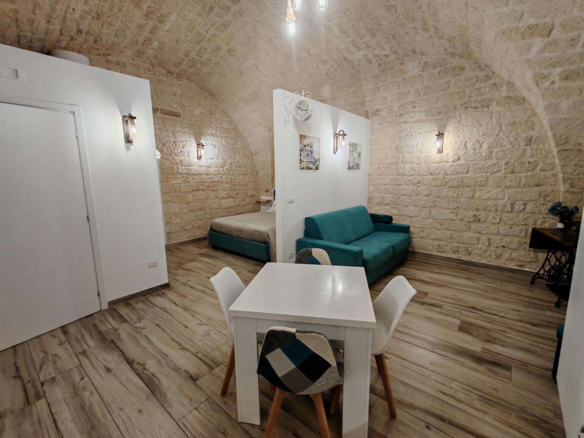 Salo Apartments Манфредония Екстериор снимка